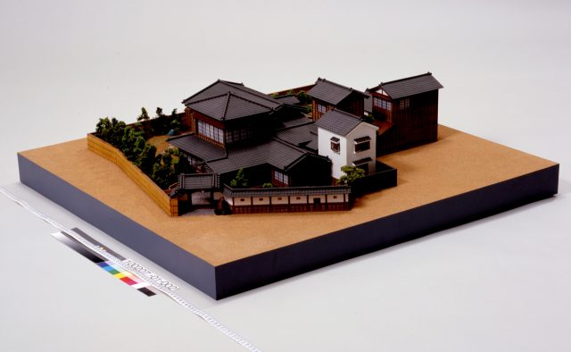 観潮楼模型　 鴎外遺族や近隣住人の証言をもとに図面を起こし、平成３（1991）年に制作した復元模型