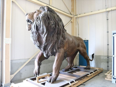 巨大ブロンズ彫像 HEROIC LION’S ROAR