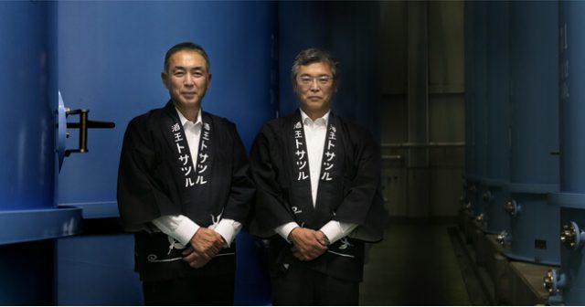 （左）製造部 田村隆夫氏（右）取締役製造部長 久武宣興氏