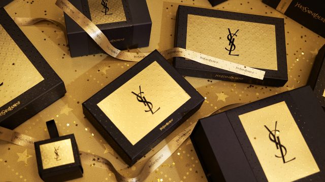 クリスマスには“LOVE”を届けるコスメセット「YSL ホリデーバンケット