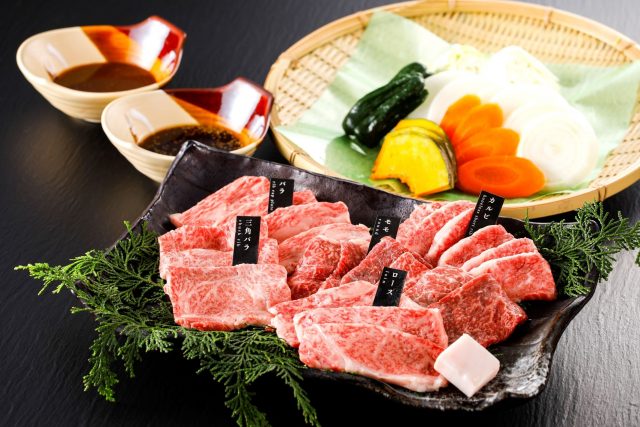 厳選 神戸牛焼肉食べ比べ5種盛【500g】タレ付（醤油タレ、味噌タレ）、寄附額：45,000円