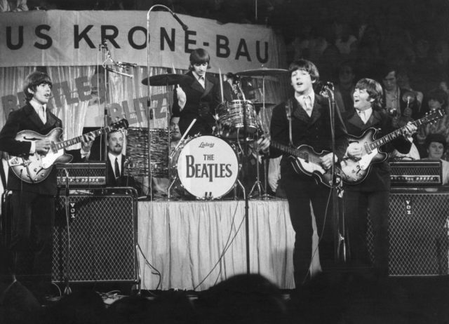 「Beatles on the stage」作家：KEYSTONE AGENCY／画像ID：3700425634862
