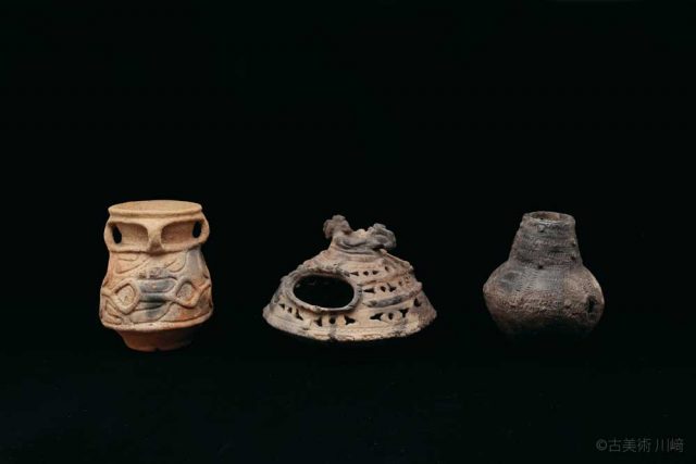 「土器展　Japanese Earthenware from the JOMON to HEIAN periods」会期：会期：4月24（月）～29日（土）、会場：古美術 川崎