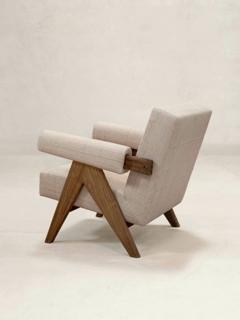 Upholstered Easy Armchair KeSaSand ¥1,064,800