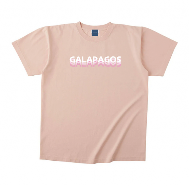 「Galapagos.017」サイズ：S～XL カラー：白／黒／ピンク／黄緑 価格：10,500円