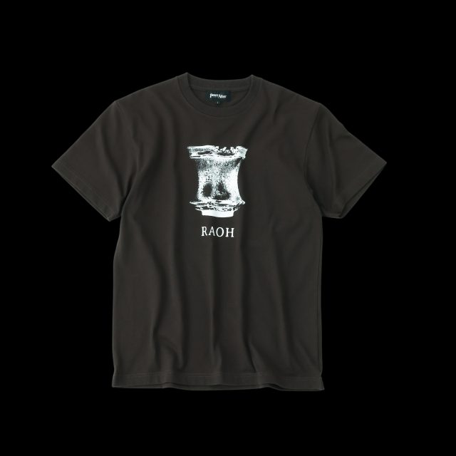 Photo T-Shirt -RAOH-（Black）¥9,900 ※12月9日（土）発売