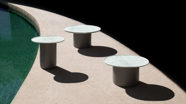 Button Tables Outdoor （ボタン テーブル アウトドア）  by Edward Barber & Jay Osgerby