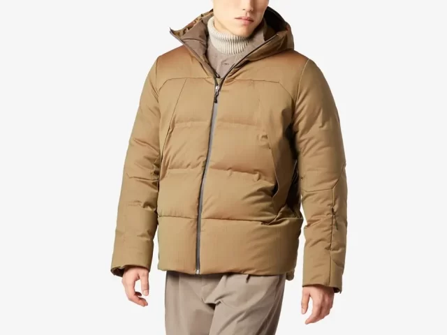 NORDEND DOWN JACKET 495,000円