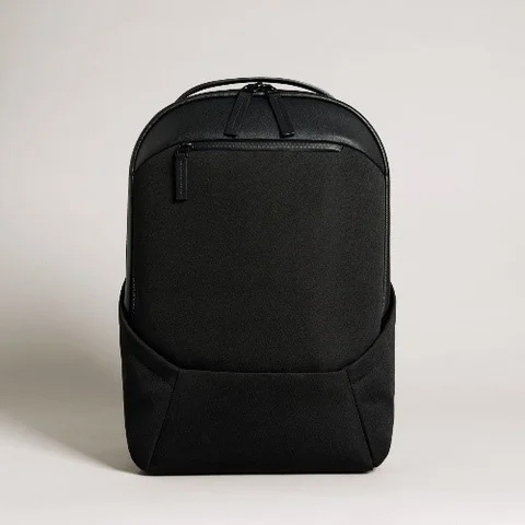 APEX BACKPACK 3.0：49,500円