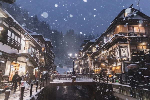 銀山温泉の雪景色