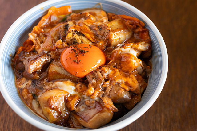 鳥たま丼定食：1,430円