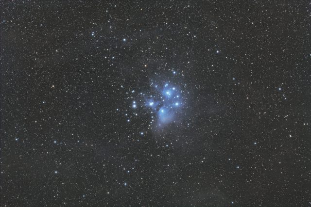 M45（プレアデス星団）